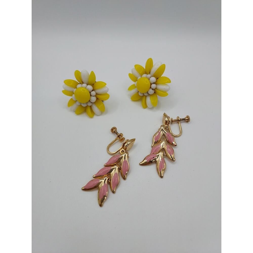 Lot 2 Pairs Floral Screw Back Earrings Pink Enamel - Yellow White Beaded Vintage